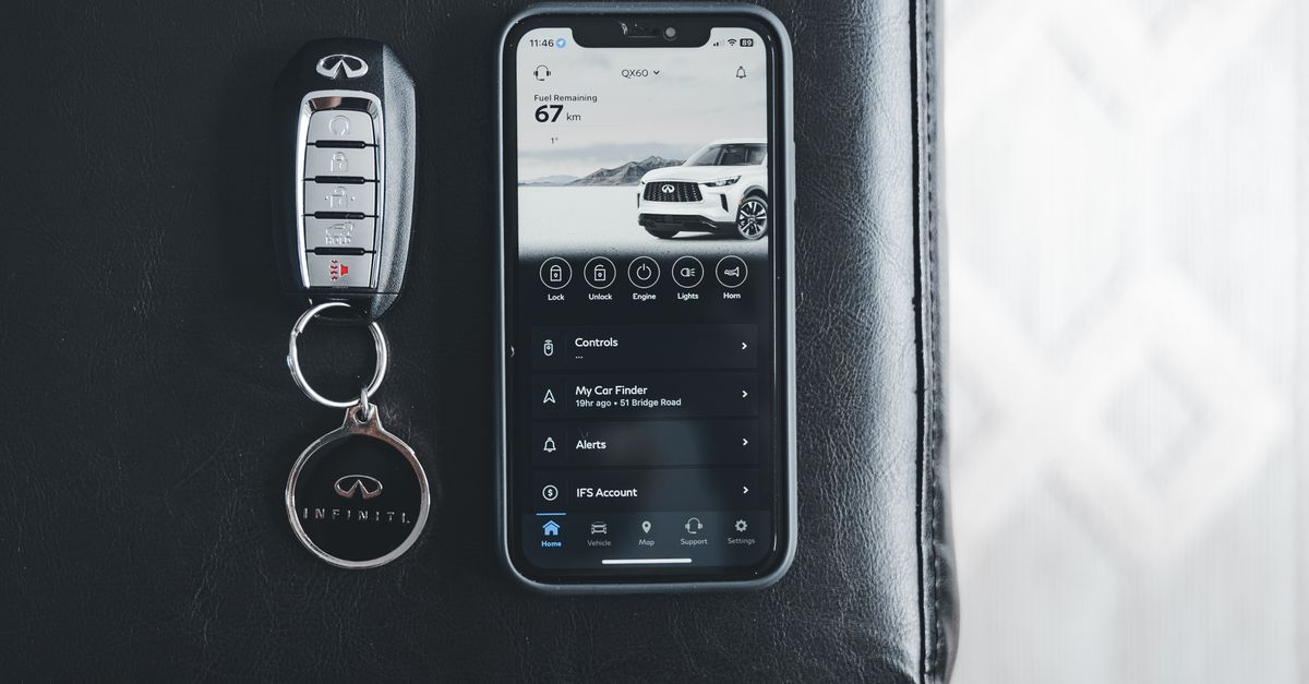 Nissan car key fob — Andersonville Chicago Locksmith