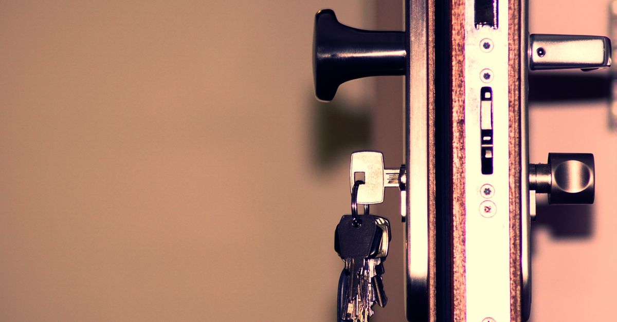 How to Find a Reputable Locksmith in Chicago (and Avoid Scams) — Andersonville Chicago Locksmith