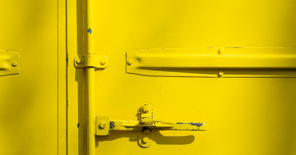 locksmith hands door — Andersonville Chicago Locksmith