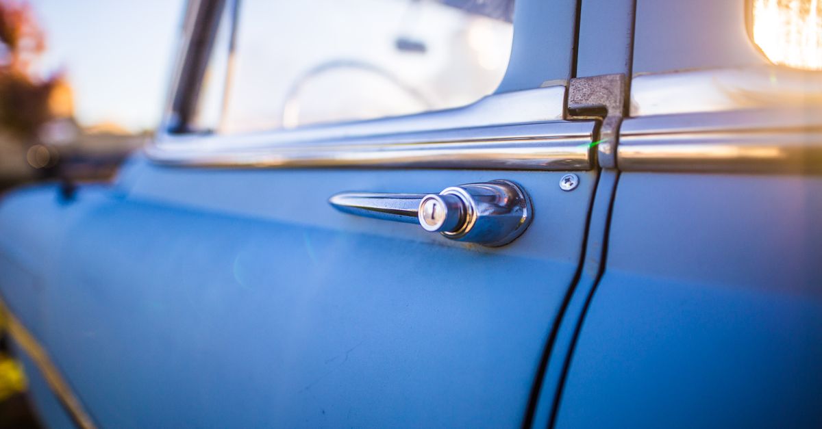 door handle lock hardware — Andersonville Chicago Locksmith