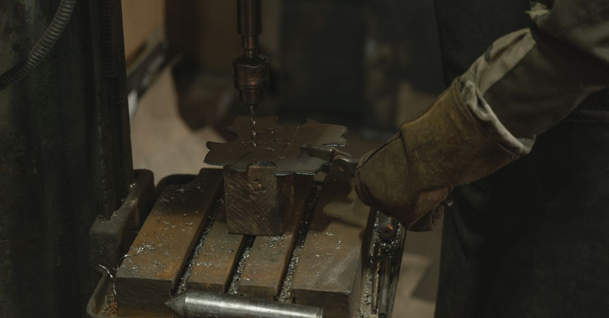key cutting brass metal — Andersonville Chicago Locksmith