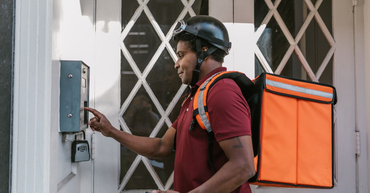 locksmith service technician — Andersonville Chicago Locksmith