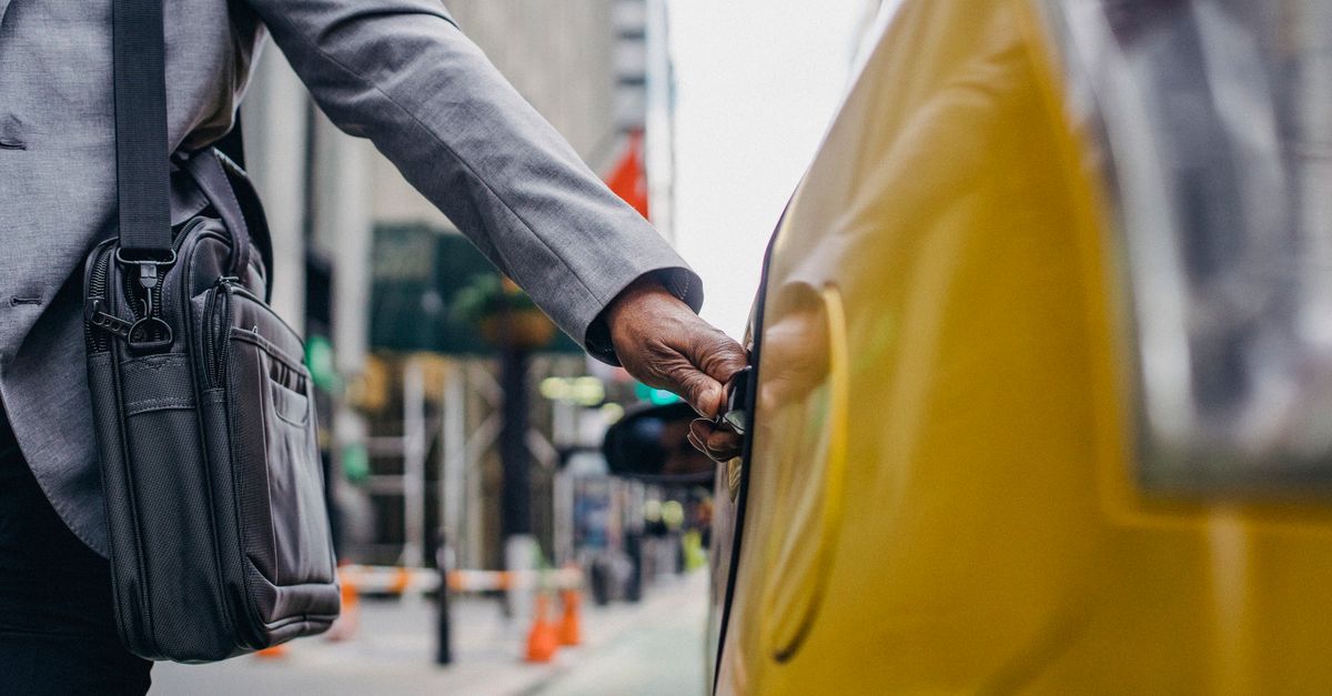 Emergency Car Lockout Service — Available 24/7 Across Chicago — Andersonville Chicago Locksmith