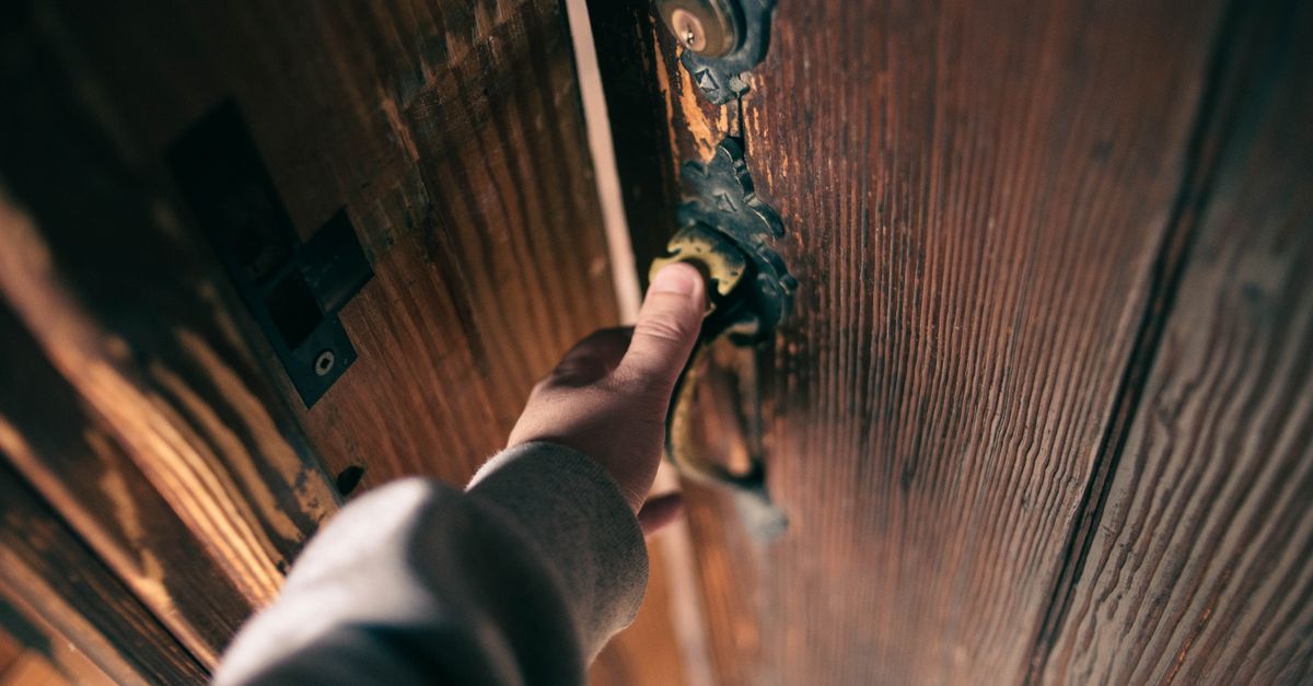 How to Find a Reputable Locksmith in Chicago and What to Expect from Our Team — Andersonville Chicago Locksmith